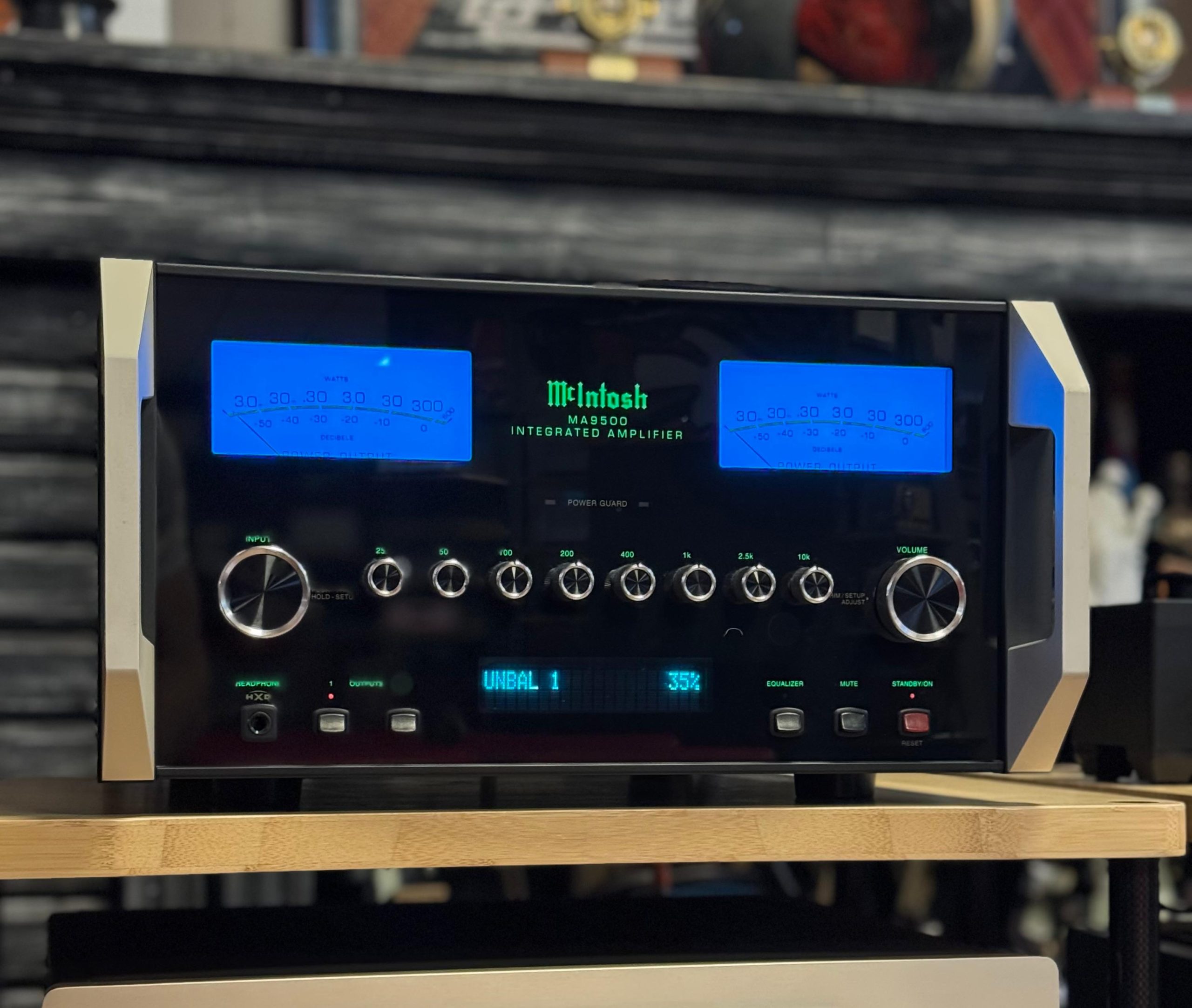 McIntosh MA9500