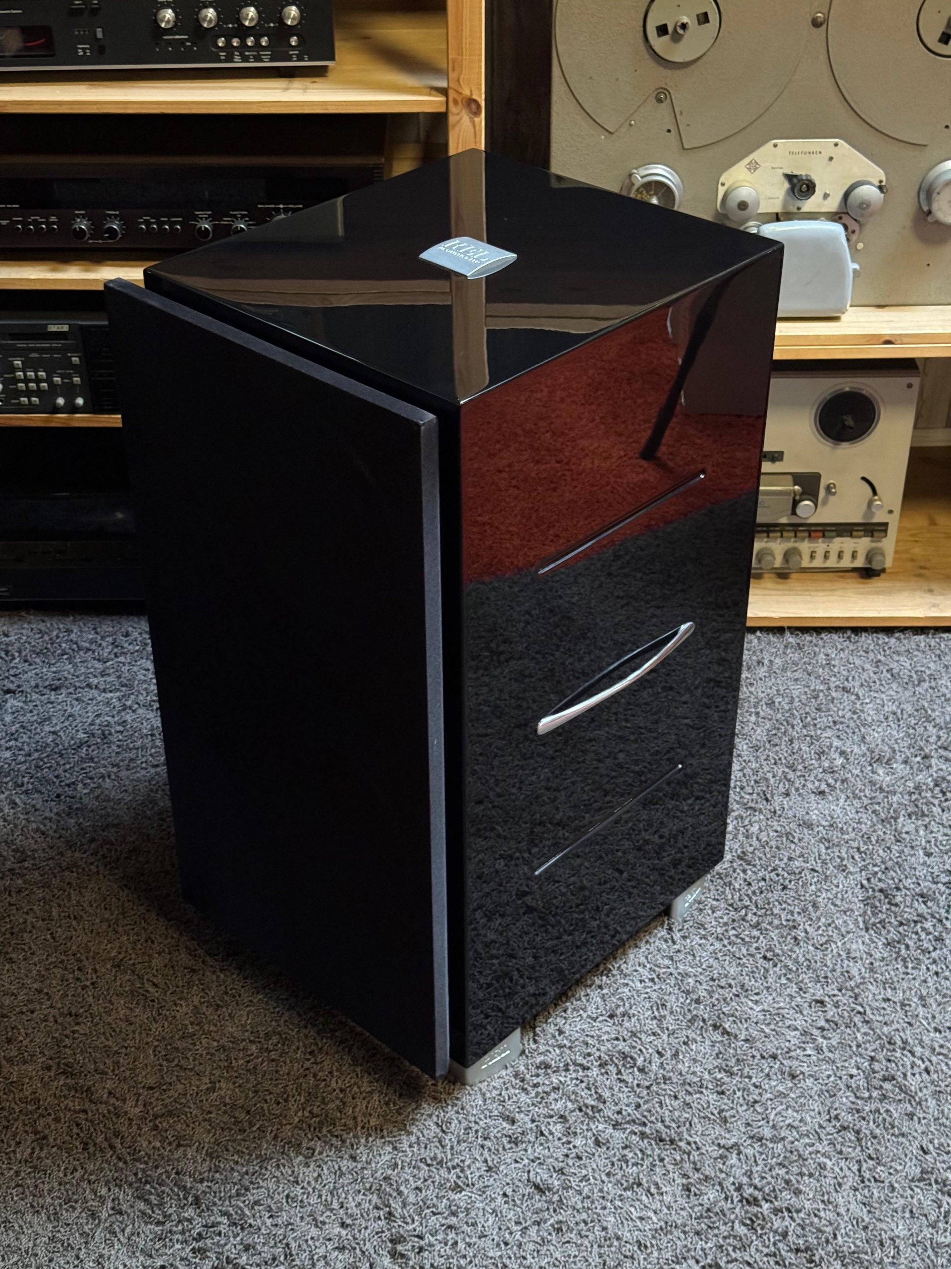 REL 212 SE met een nieuwe 212 SX versterker module