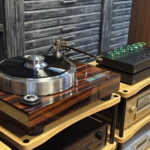 EAT Forte S + EAT E glo 2 Phono module