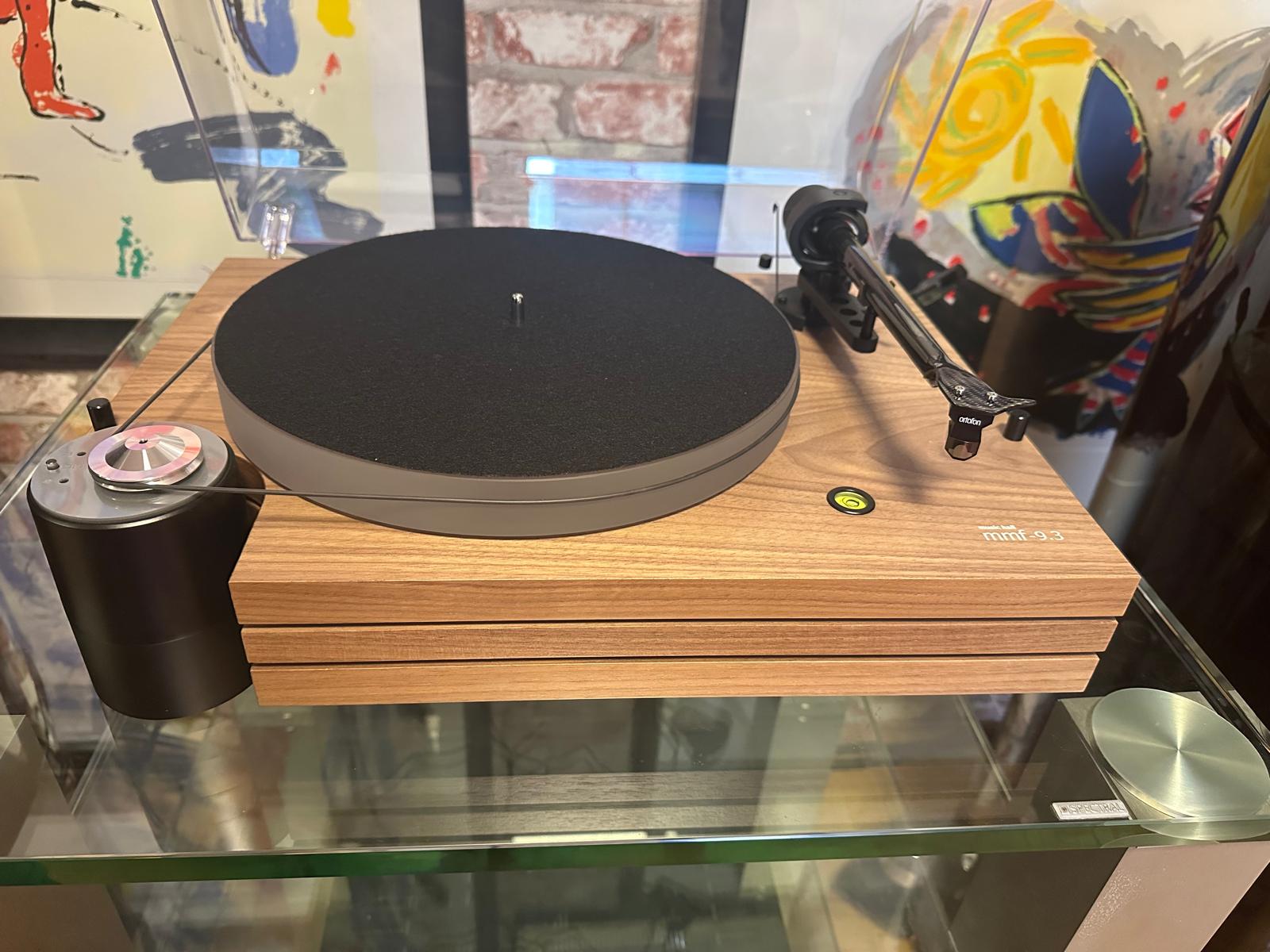 Music Hall MMF-9.3 SE + Ortofon Quintet Black