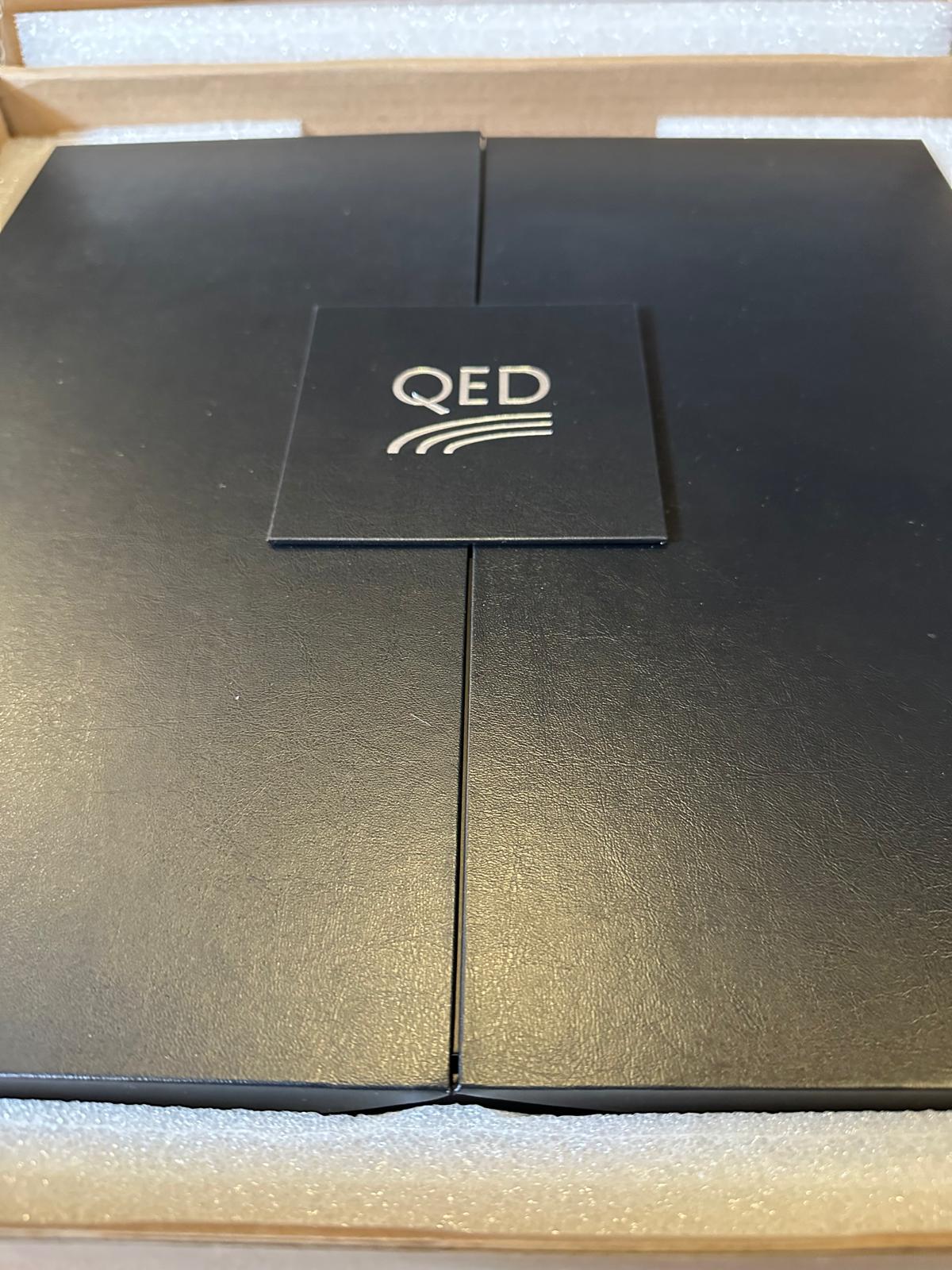 QED Signature Supremus mk1 2x 2.5 meter